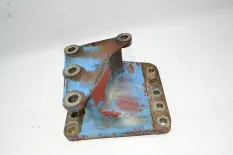 Кронштейн рулевого редуктора (ГУР) IVECO EuroTrakker (01.93-12.04)