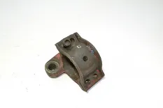 Кронштейн стабилизатора, переднего моста, нижний левый IVECO EuroTrakker (01.93-12.04)