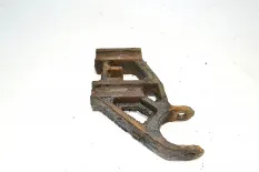 Кронштейн амортизатора переднего моста, нижний левый VOLVO VNL 780 (01.06-)