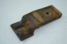 Кронштейн стабилизатора, переднего моста, нижний правый SCANIA 4-Series (01.95-12.04)