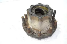 Ступица, барабанные тормоза, вспомогательного моста, левая VOLVO VNL 780 (01.06-)