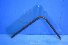 Стекло двери, малое, правое RENAULT TRUCKS Magnum Dxi (01.05-12.13)