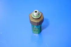 Датчик, давления кондиционера RENAULT TRUCKS Magnum Dxi (01.05-12.13)