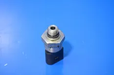 Датчик давления топлива MERCEDES-BENZ Actros MP4 (01.12-)