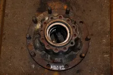 Ступица ведущего моста барабанные тормоза, правая MAN 2-series (01.86-12.98)