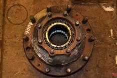 Ступица ведущего моста барабанные тормоза, правая DAF 95 (01.87-12.98)