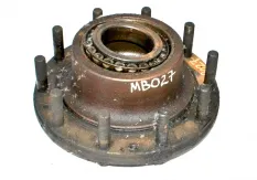 Ступица ведущего моста барабанные тормоза, правая MERCEDES-BENZ SK (01.87-12.96)