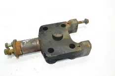 Кронштейн реактивной тяги ведущего моста, сторона ведущего моста VOLVO FH12 1-seeria (01.93-12.02)