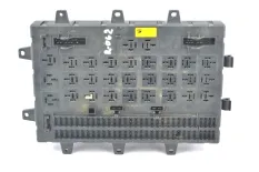 Блок предохранителей RENAULT TRUCKS Magnum E.TECH (01.00-)