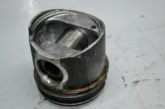 Поршень IVECO EuroTech (01.98-)