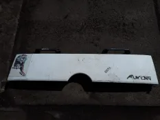 Решетка радиатора, верхняя MERCEDES-BENZ Axor 2 (01.04-)