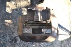 Суппорт вспомогательного моста, правый MAN TGA (01.99-12.08)