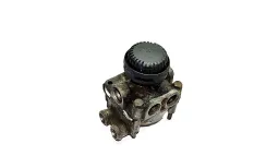 Кран ускорительный тормозной RENAULT TRUCKS Magnum E.TECH (01.00-)