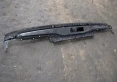 Пластиковая накладка под лобовым стеклом MERCEDES-BENZ Actros MP4 (01.12-)