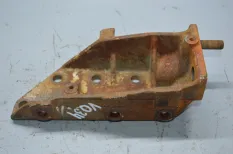 Кронштейн кабины, передний правый VOLVO F12 (01.77-12.94)