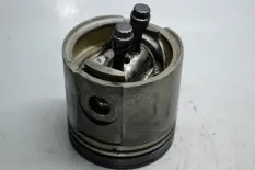 Поршень FREIGHTLINER FLD 120 (-)