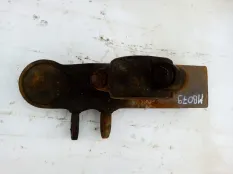 Кронштейн стабилизатора, переднего моста, нижний правый MERCEDES-BENZ Actros MP2/MP3 (01.02-12.14)