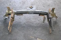 Усилитель переднего бампера MAN 4-series (01.93-)