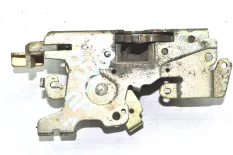 Замок двери, правый MERCEDES-BENZ Axor 2 (01.04-)