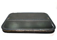 Люк в крыше INTERNATIONAL 9800 (-)