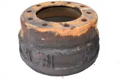 Тормозной барабан переднего моста, правый INTERNATIONAL 9800 (-)