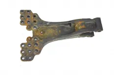 Кронштейн реактивной тяги, ведущего моста, правый SCANIA R-Series (01.04-12.17)