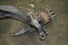 Поворотный кулак переднего моста, левый MERCEDES-BENZ Actros MP4 (01.12-)