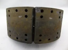 Тормозные колодки комплект, барабанные тормоза INTERNATIONAL 9800 (-)