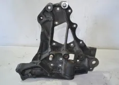 Кронштейн переднего бампера, левый VOLVO FH (01.12-)