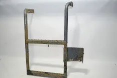 Подножка аккумуляторного ящика  MERCEDES-BENZ Actros MP2/MP3 (01.02-12.14)