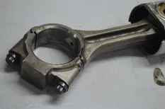 Шатун MACK CX613 (-)