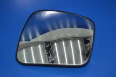 Стекло бокового зеркала, малое правое VOLVO FM (01.05-01.14)