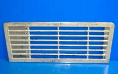 Решетка радиатора, верхняя INTERNATIONAL 9800 (-)