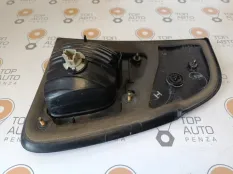 Фонарь задний Toyota Land Cruiser