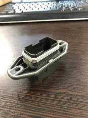 Кронштейн дверной проводки MERCEDES R 350