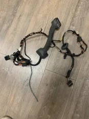 Проводка двери MERCEDES R 350