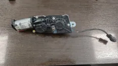 Доводчик двери багажника BMW X5