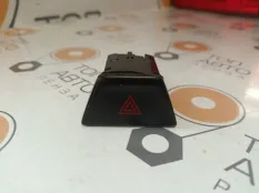 Кнопка аварийной сигнализации BMW 520dX