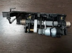 Складное устройство подголовника MERCEDES-BENZ S 500 4MATIC