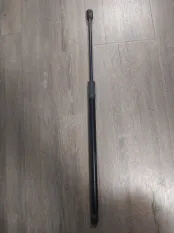 Амортизатор капота MERCEDES GL 500 4MATIC