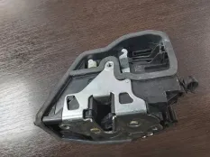 Замок двери BMW X3 2.0d