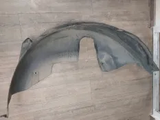 Подкрылок BMW X3 2.0d