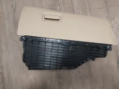 Вещевое отделение BMW 530 d