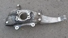 Кулак поворотный BMW 528i