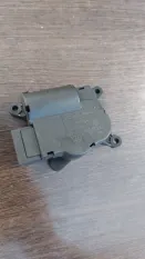 Моторчик заслонки печки VOLKSWAGEN Touareg