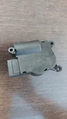 Моторчик заслонки печки VOLKSWAGEN Touareg