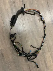 Проводка двери BMW X3 2.0d