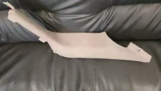 Обшивка стойки AUDI A8