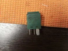 РЕЛЕ СТЕКЛООЧИСТИТЕЛЯ BMW X5