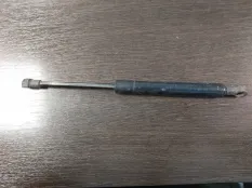 Амортизатор капота BMW X5